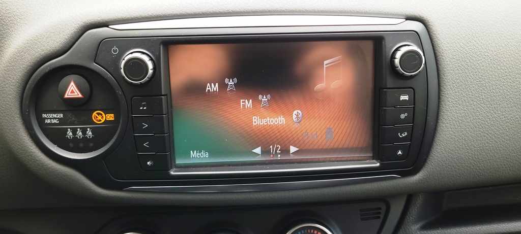 toyota-yaris-1-33-dual-vvt-i-2017-gasolina-1329cc