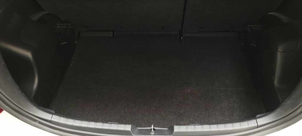 toyota-yaris-1-33-dual-vvt-i-2017-gasolina-1329cc