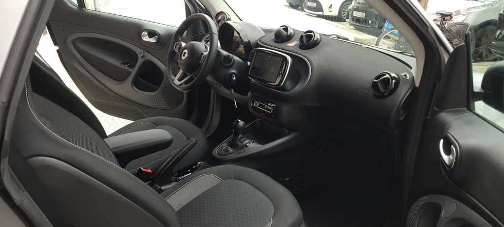 smart-fortwo-2023-eletrico
