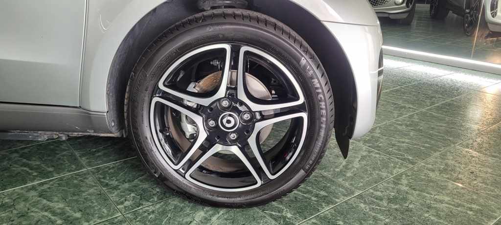 smart-fortwo-2023-eletrico