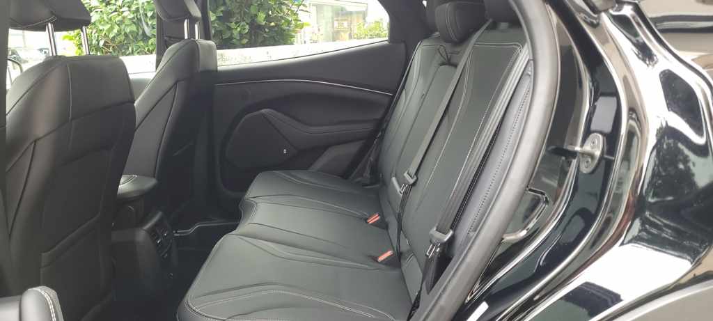 ford-mustang-mach-e-standard-range-2023-eletrico