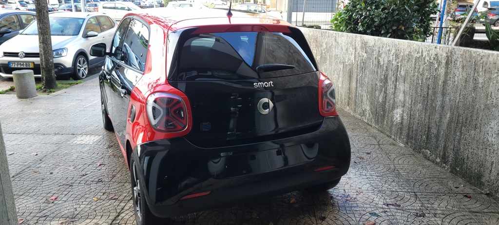 smart-forfour-17-6-kwh-2021-eletrico