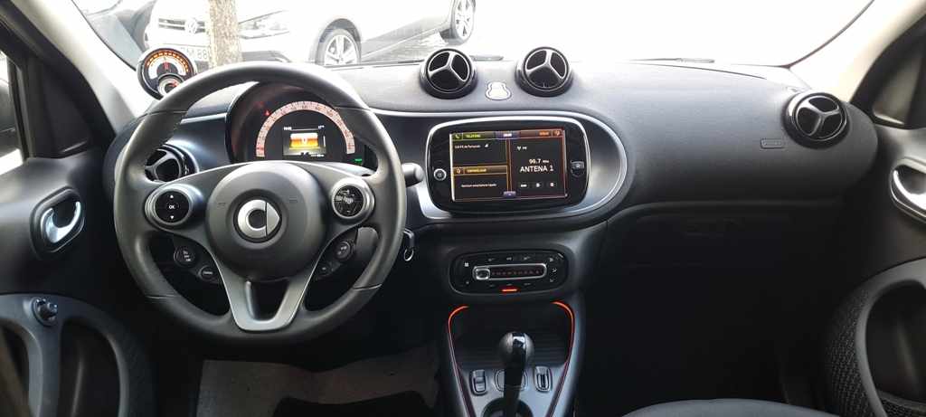 smart-forfour-17-6-kwh-2021-eletrico