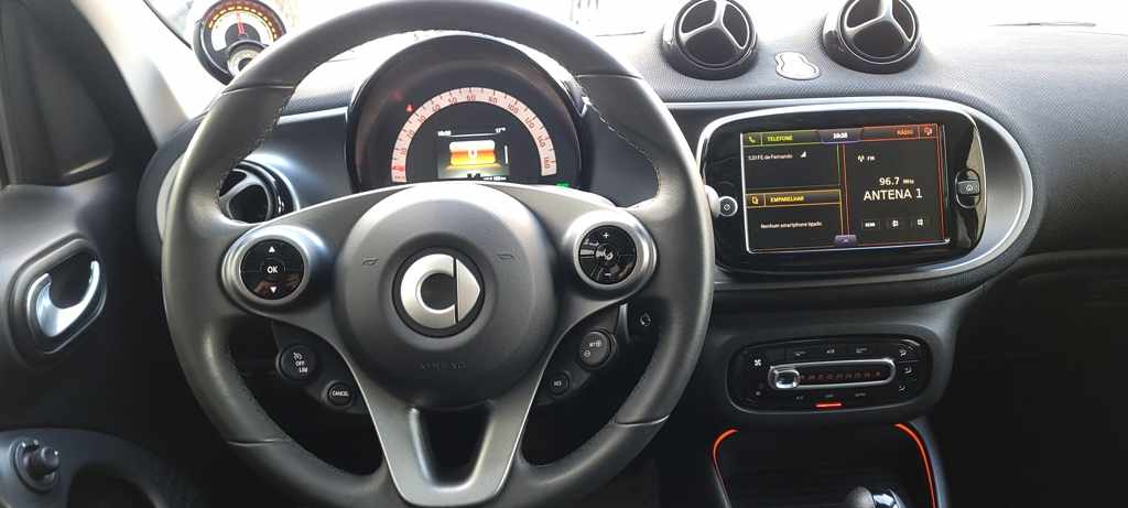 smart-forfour-17-6-kwh-2021-eletrico