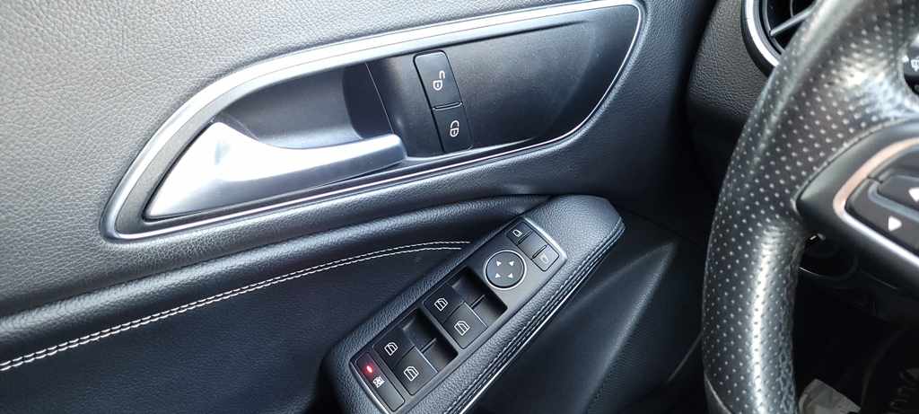 mercedes-benz-cla-180-d-blueefficiency-shooting-brake-2017-diesel-1461cc