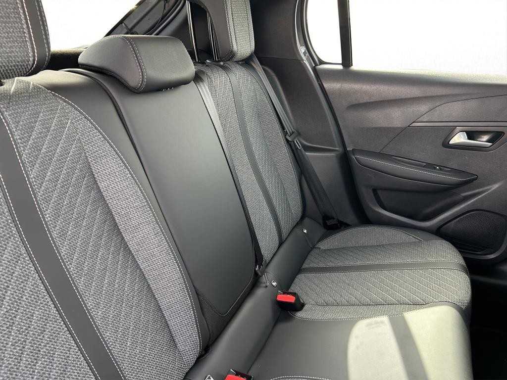 peugeot-208-2025-hibrido-a-gasolina-1199cc