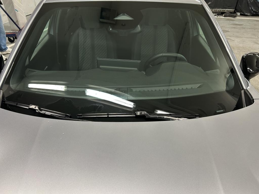 peugeot-2008-2025-eletrico-0cc