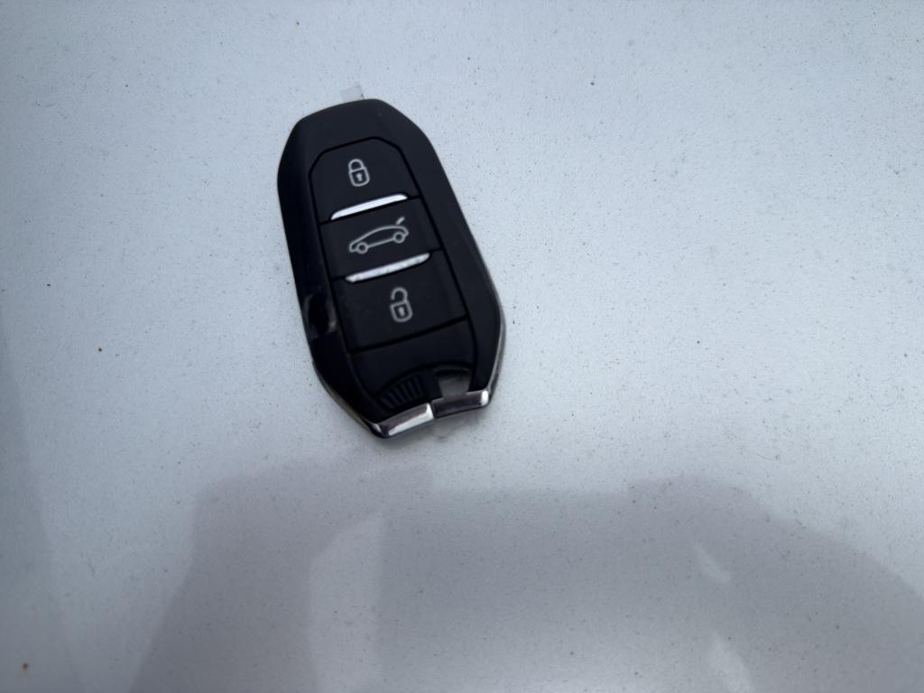 opel-astra-2023-diesel-1499cc