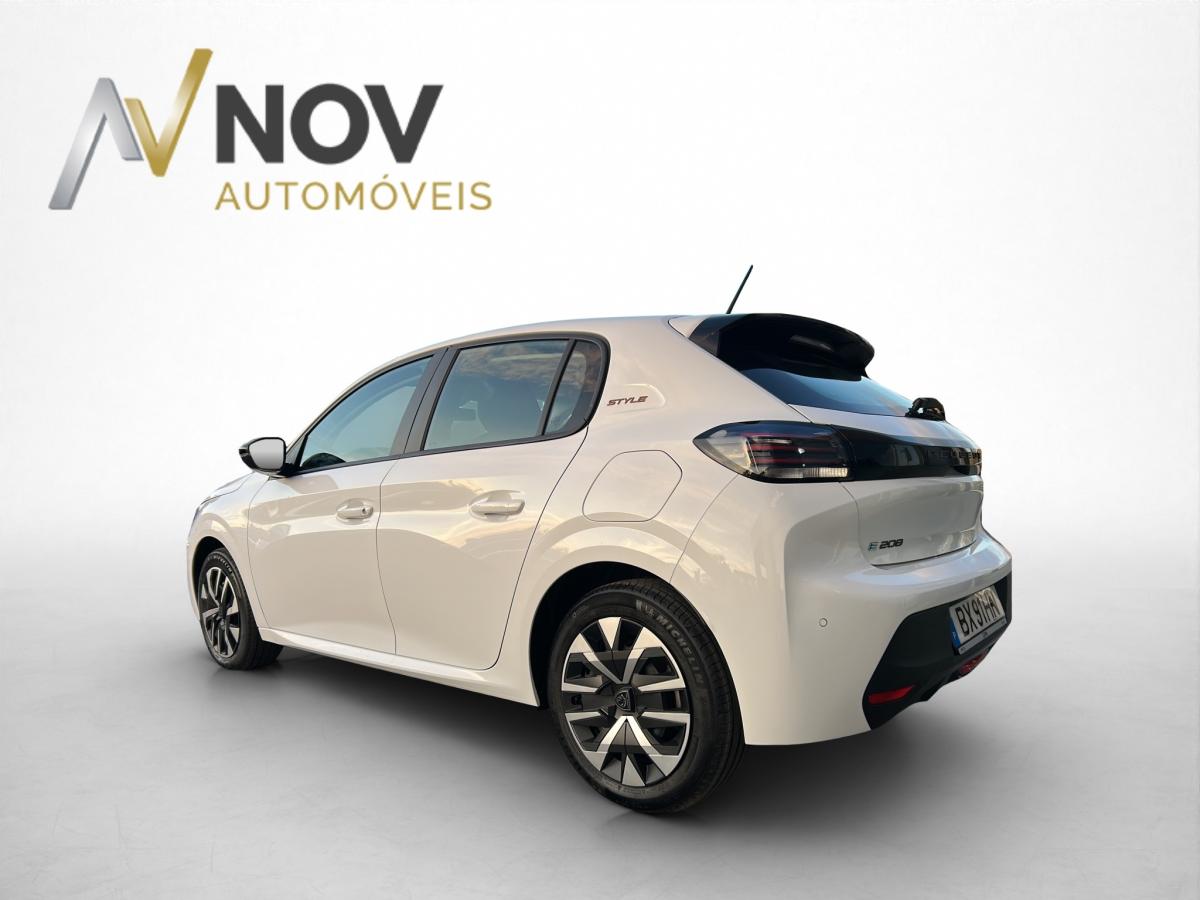 peugeot-208-2025-eletrico-0cc