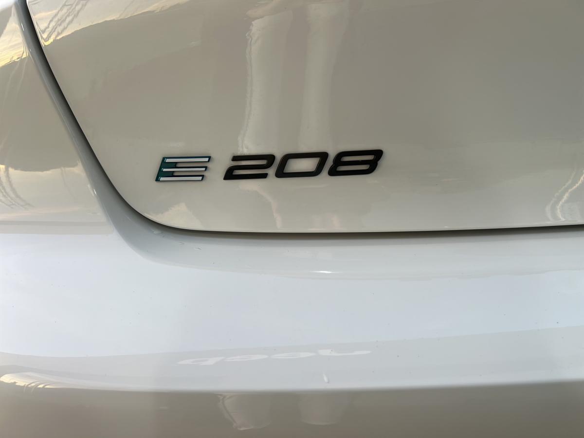 peugeot-208-2025-eletrico-0cc