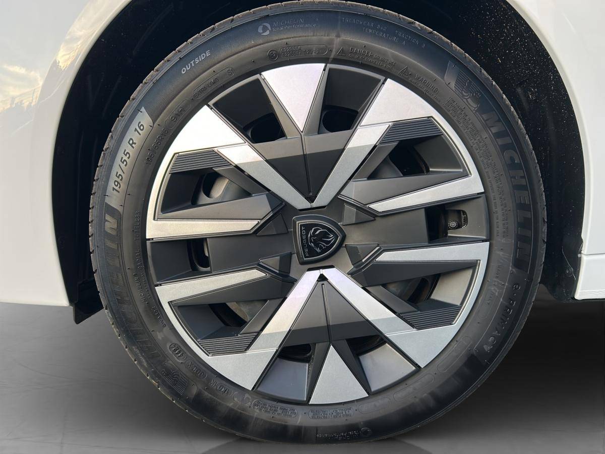 peugeot-208-2025-eletrico-0cc