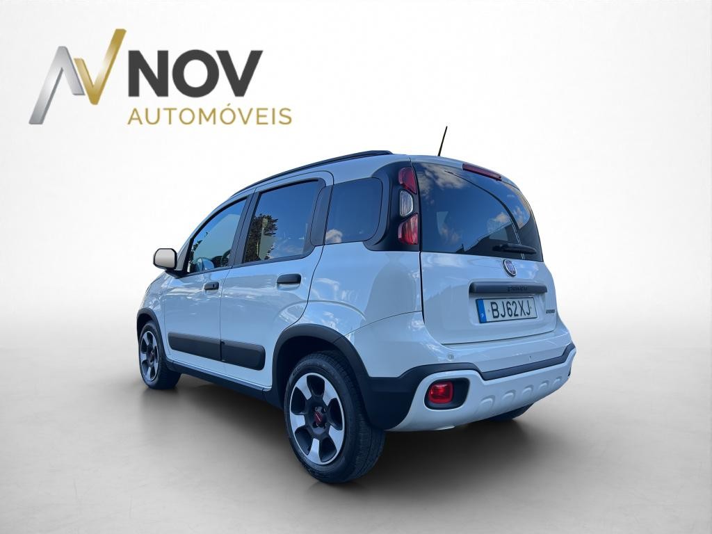 fiat-panda-2024-hibrido-a-gasolina-999cc