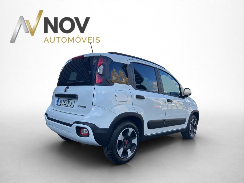 fiat-panda-2024-hibrido-a-gasolina-999cc
