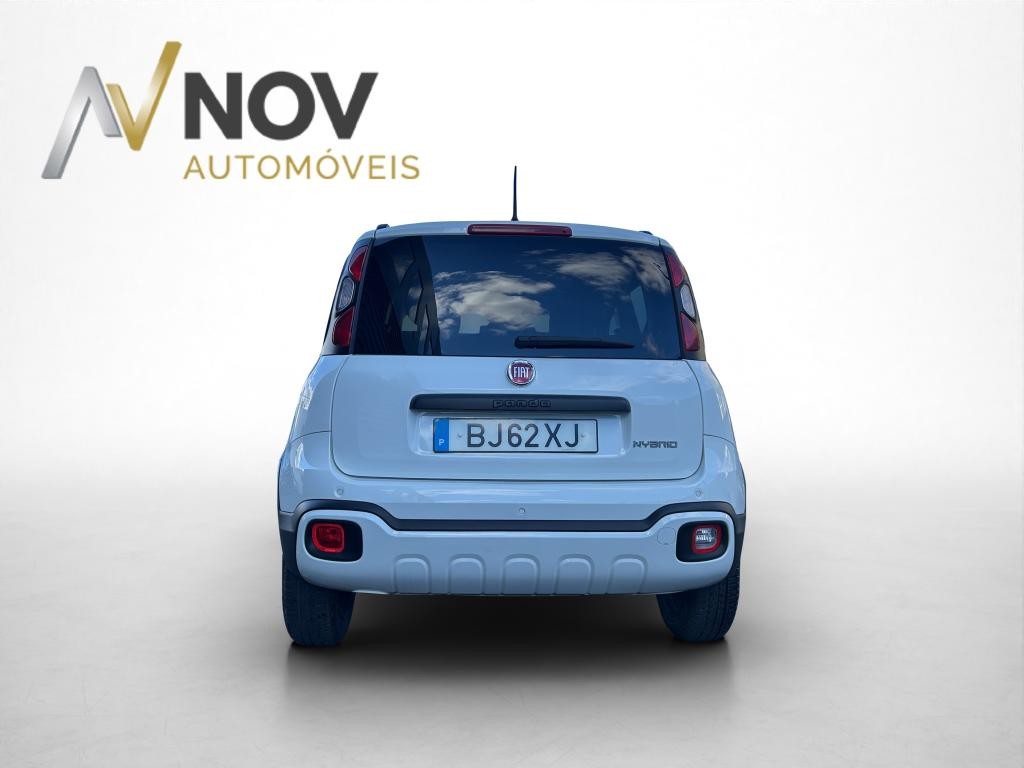 fiat-panda-2024-hibrido-a-gasolina-999cc