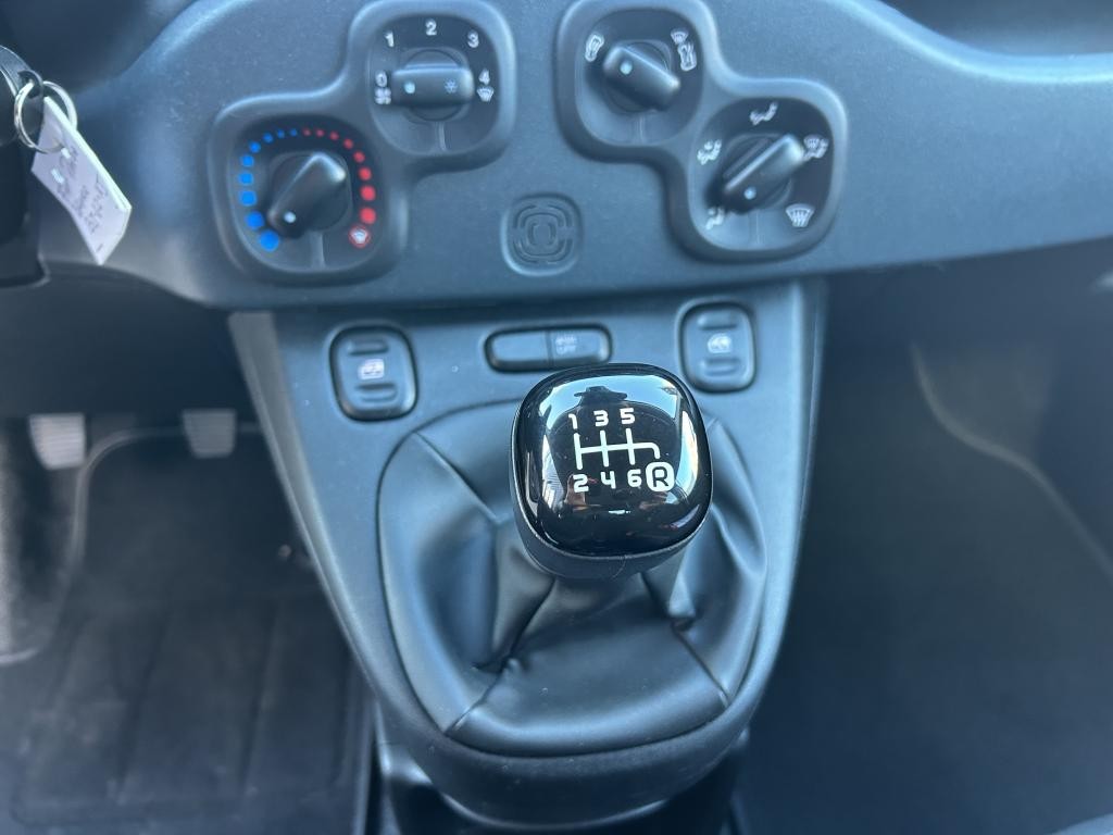 fiat-panda-2024-hibrido-a-gasolina-999cc