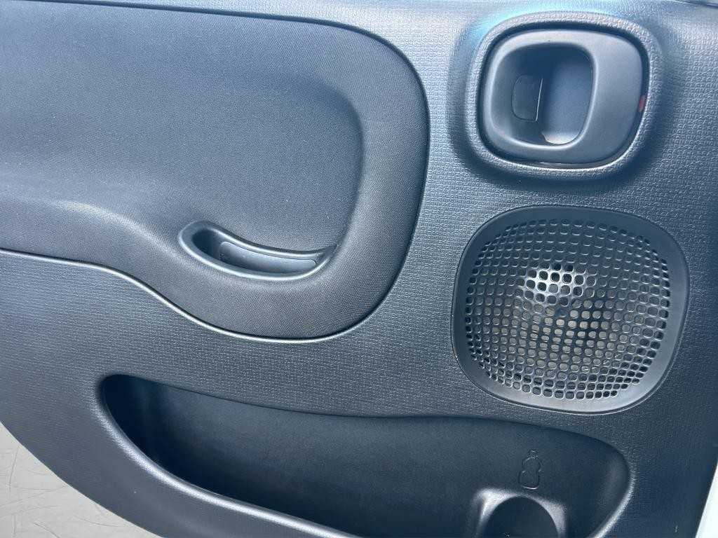 fiat-panda-2024-hibrido-a-gasolina-999cc