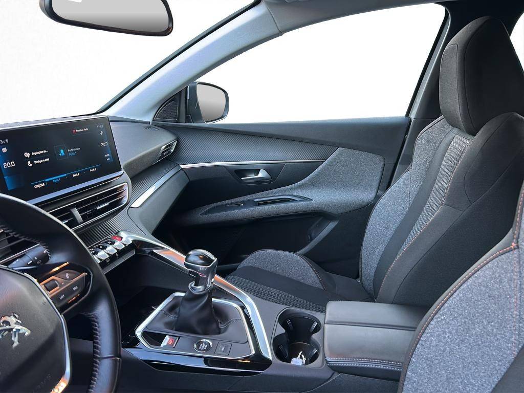 peugeot-3008-2021-diesel-1499cc