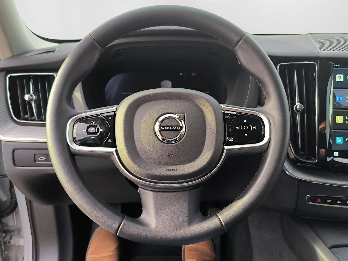volvo-xc60-2025-hibrido-a-gasolina-1969cc