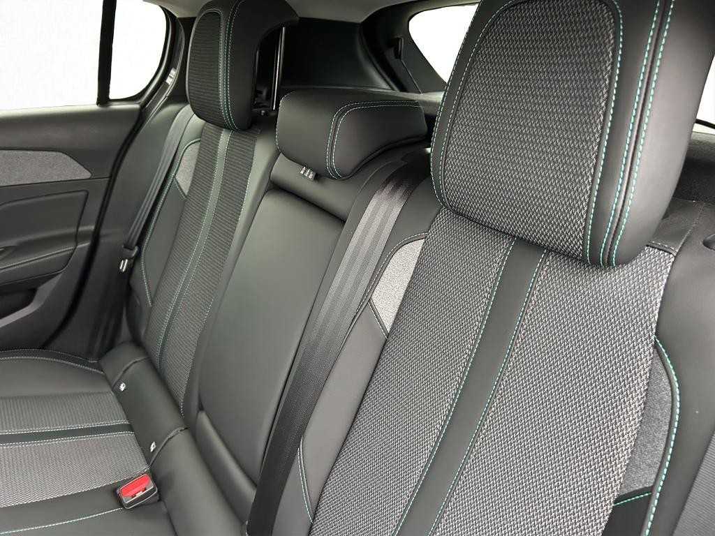 peugeot-308-2025-diesel-1499cc