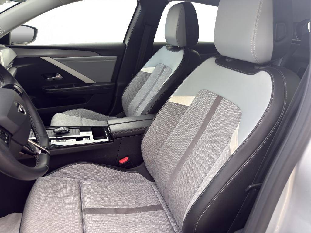 opel-astra-2023-diesel-1499cc