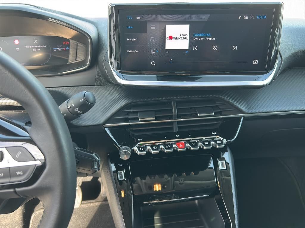 peugeot-208-2024-hibrido-a-gasolina-1299cc