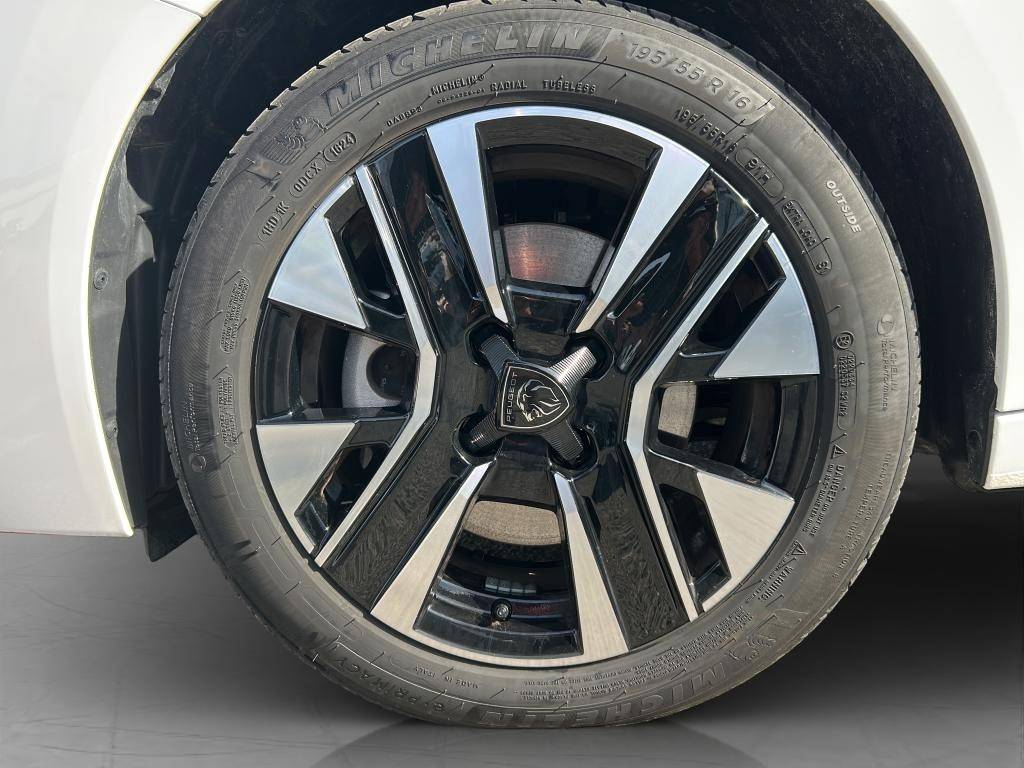 peugeot-208-2024-hibrido-a-gasolina-1299cc