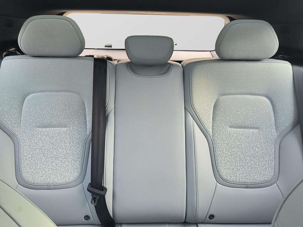 volvo-c30-2024-eletrico-0cc