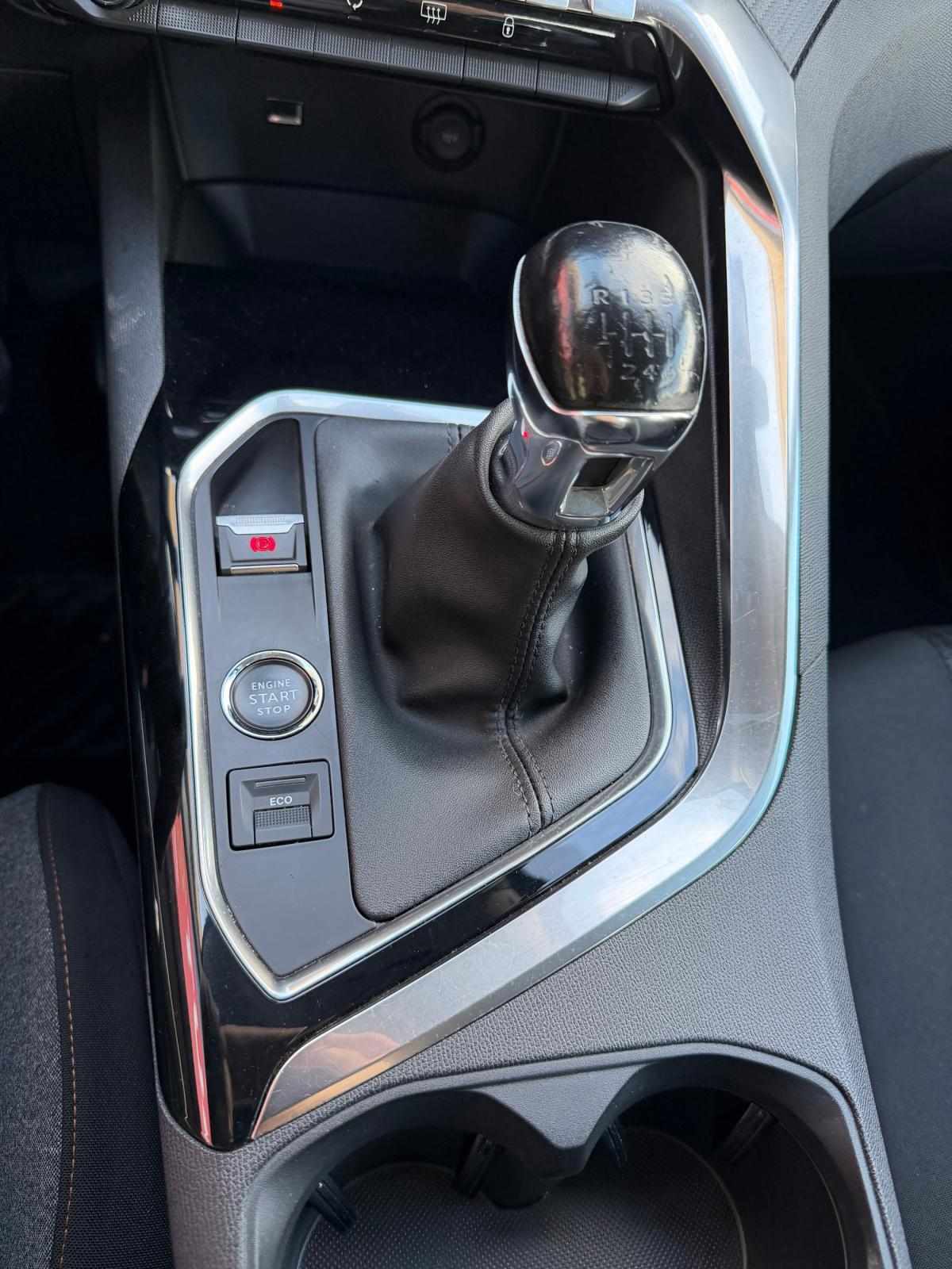 peugeot-3008-2021-gasolina-1199cc