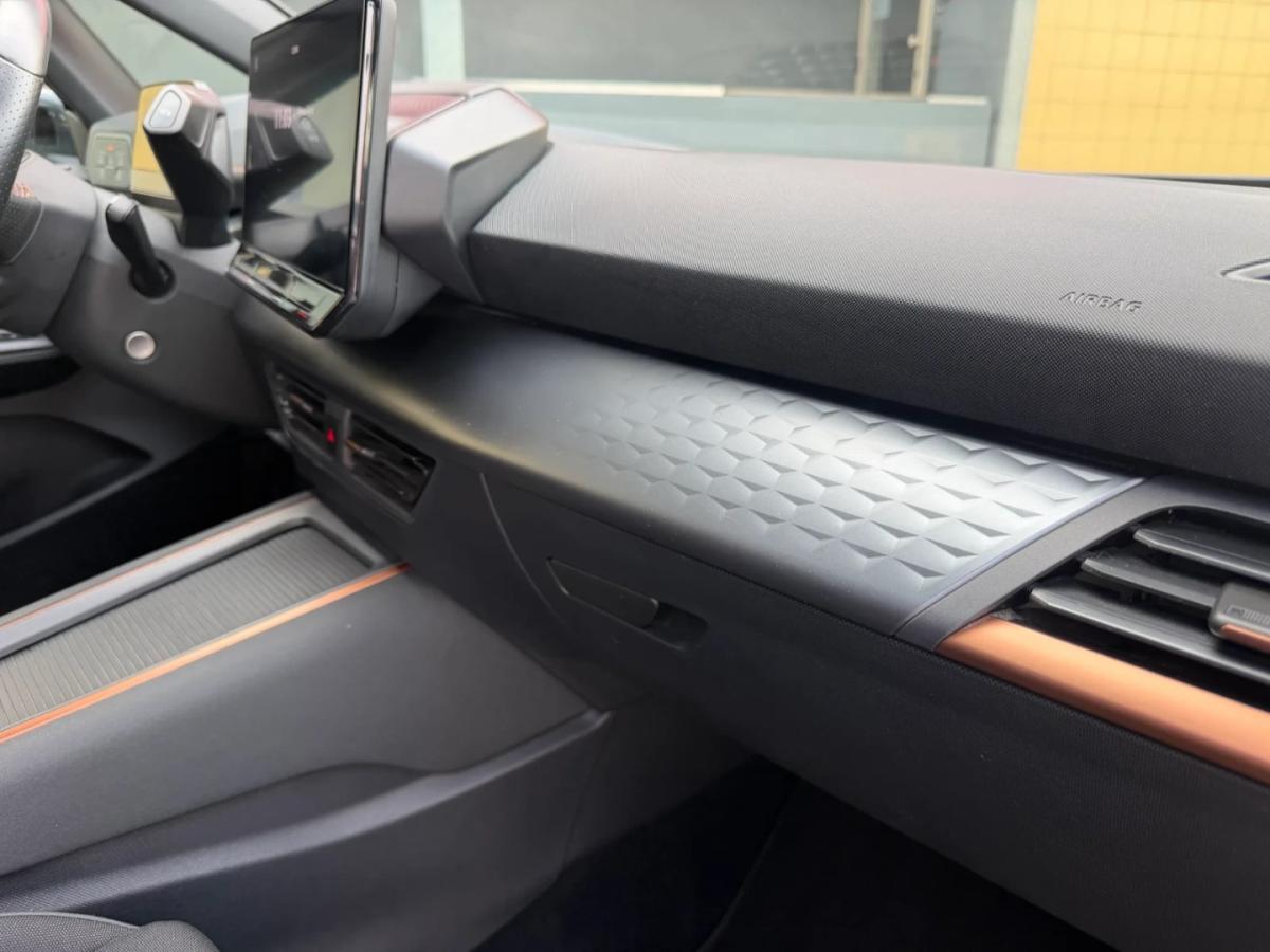 cupra-born-2023-eletrico-453cc