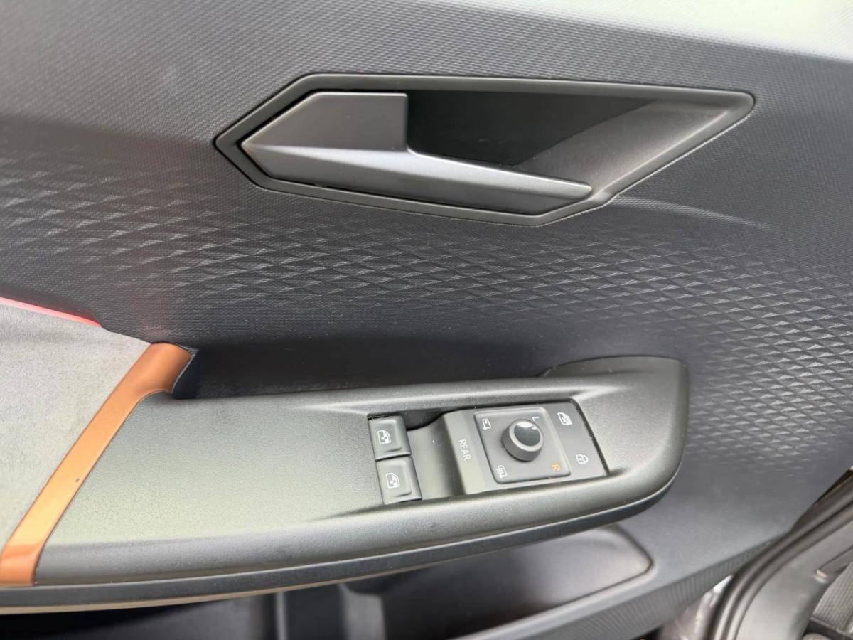 cupra-born-2023-eletrico-453cc