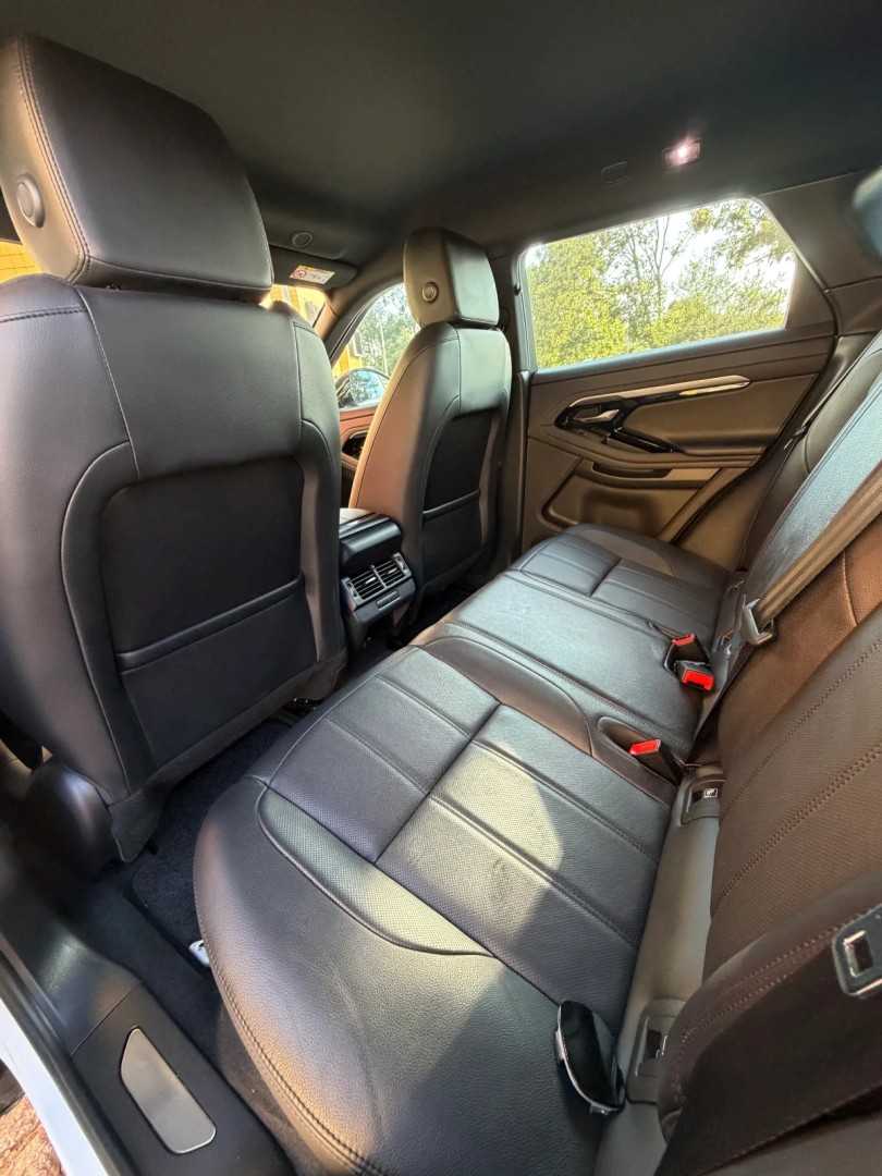 land-rover-range-rover-evoque-2023-hibrido-1498cc