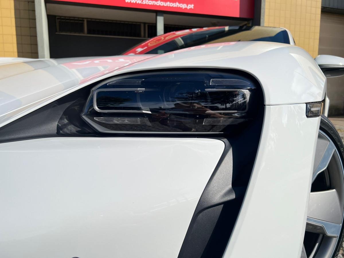 porsche-taycan-2023-eletrico-500cc