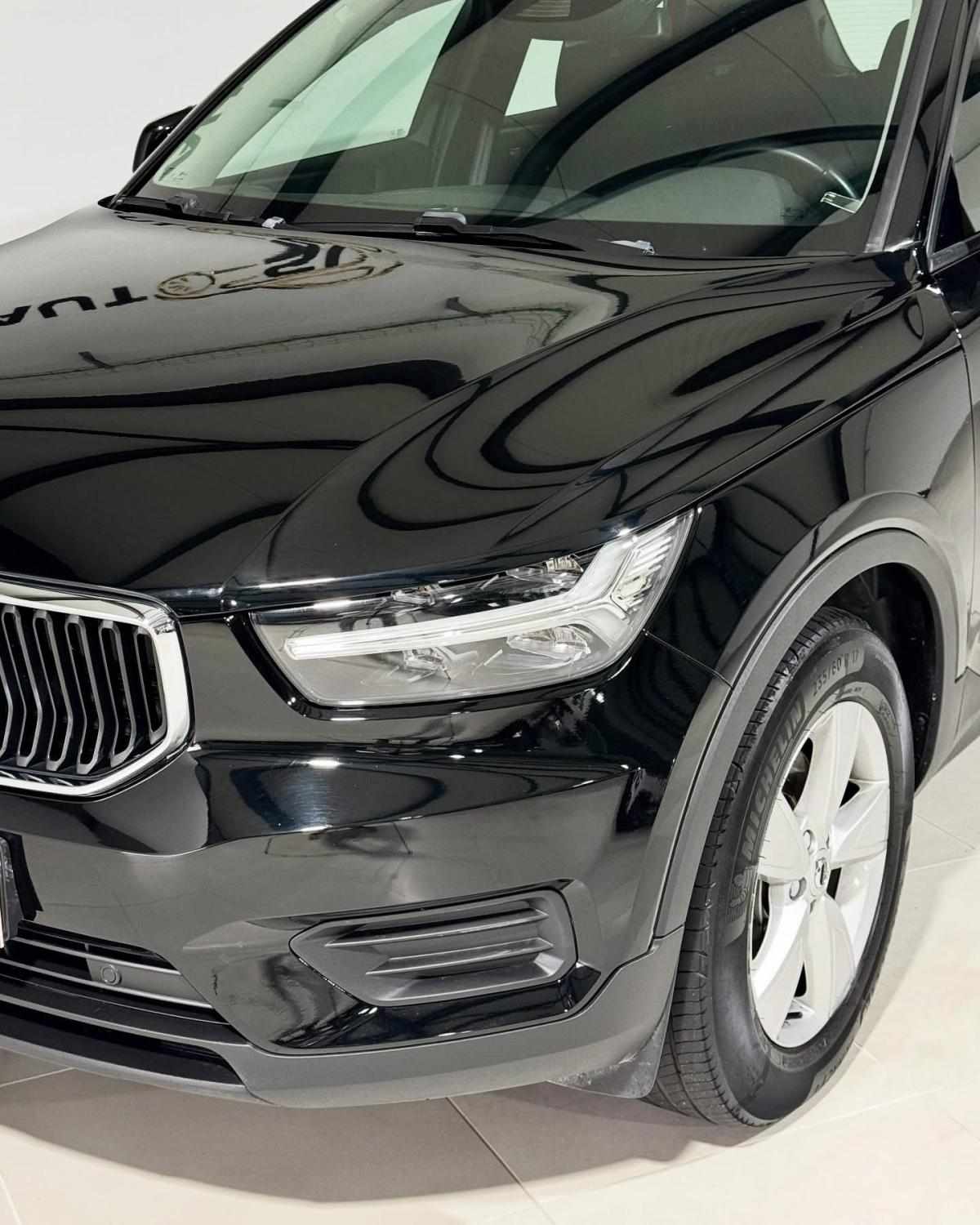 volvo-xc40-2021-gasolina-1477cc