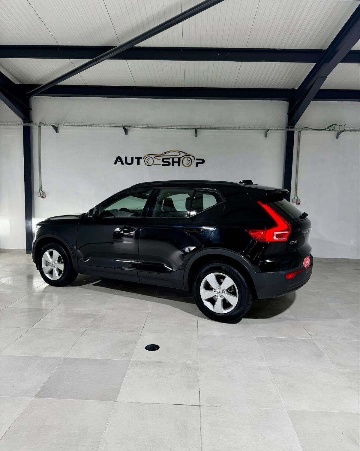 volvo-xc40-2021-gasolina-1477cc