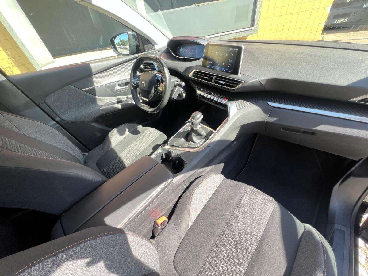 peugeot-3008-2019-diesel-1499cc
