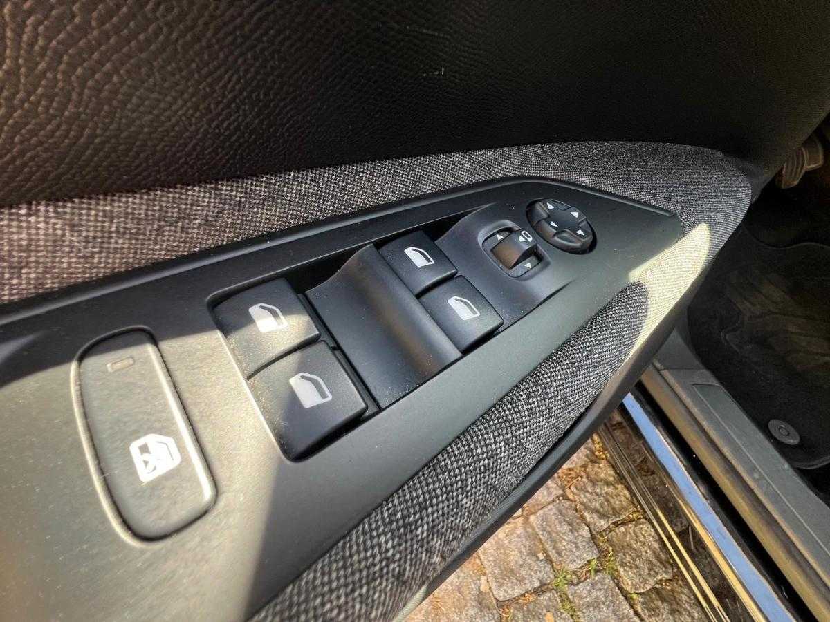 peugeot-3008-2019-diesel-1499cc