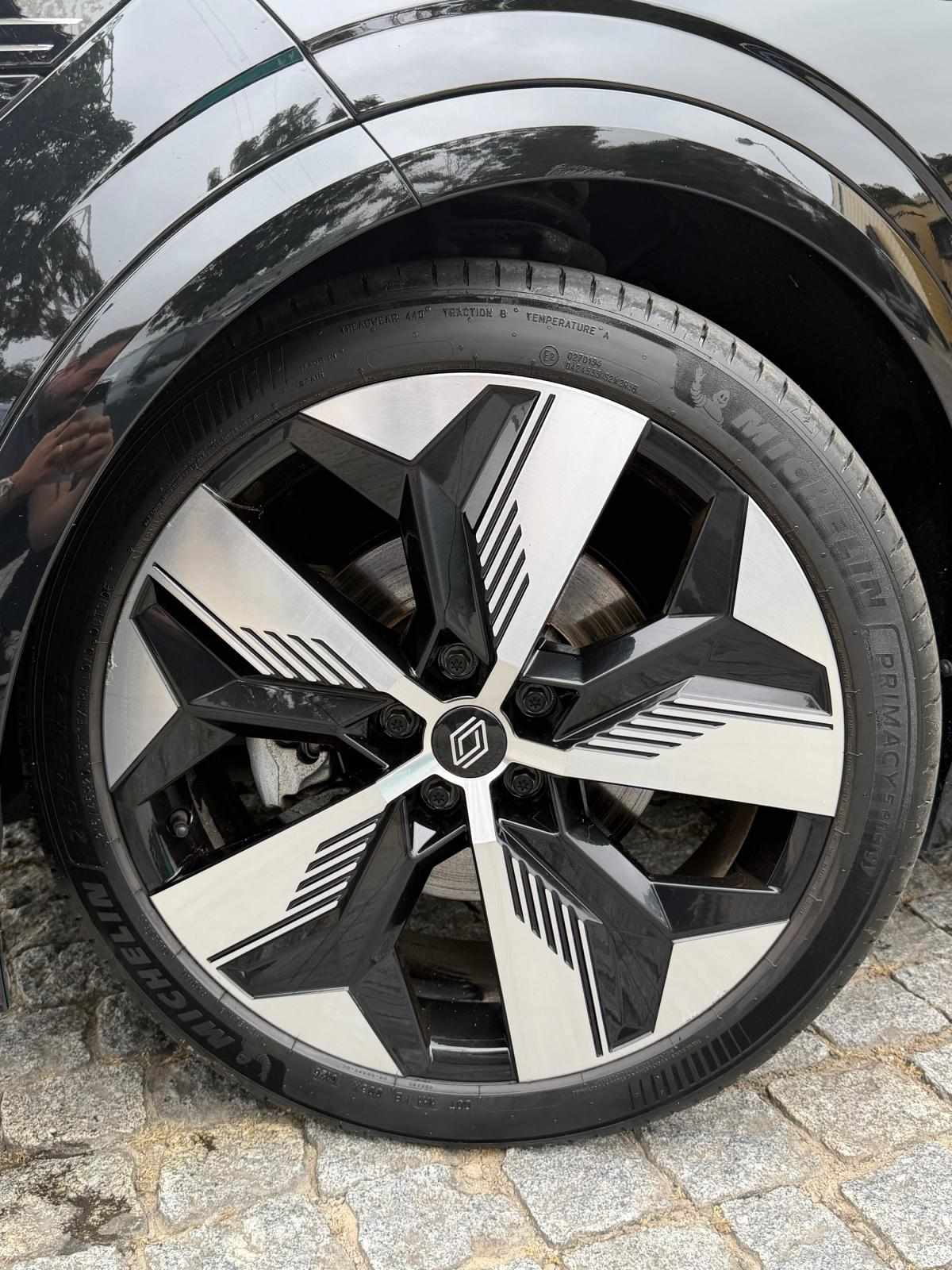 renault-megane-e-tech-2023-eletrico-500cc