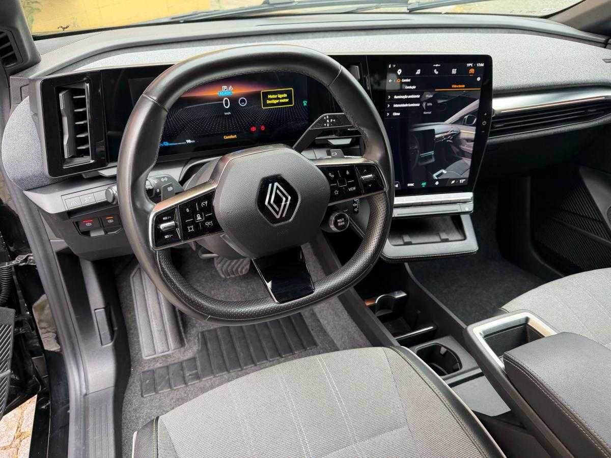 renault-megane-e-tech-2023-eletrico-500cc