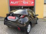 toyota-yaris-2022-hibrido-a-gasolina-1490cc