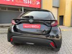 toyota-yaris-2022-hibrido-a-gasolina-1490cc