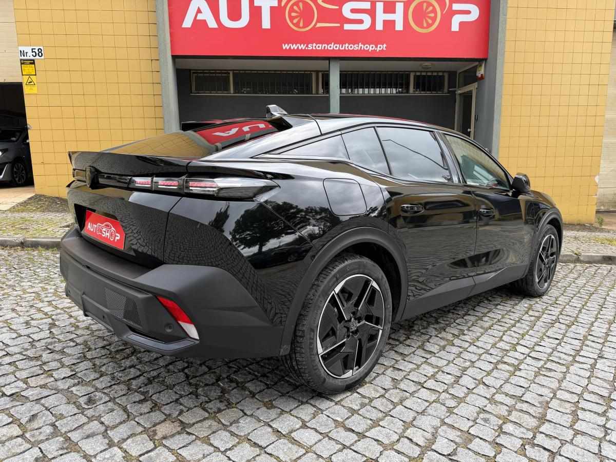 peugeot-408-2025-eletrico-500cc