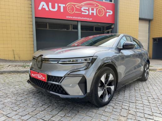 renault-megane-e-tech-2023-eletrico-0cc