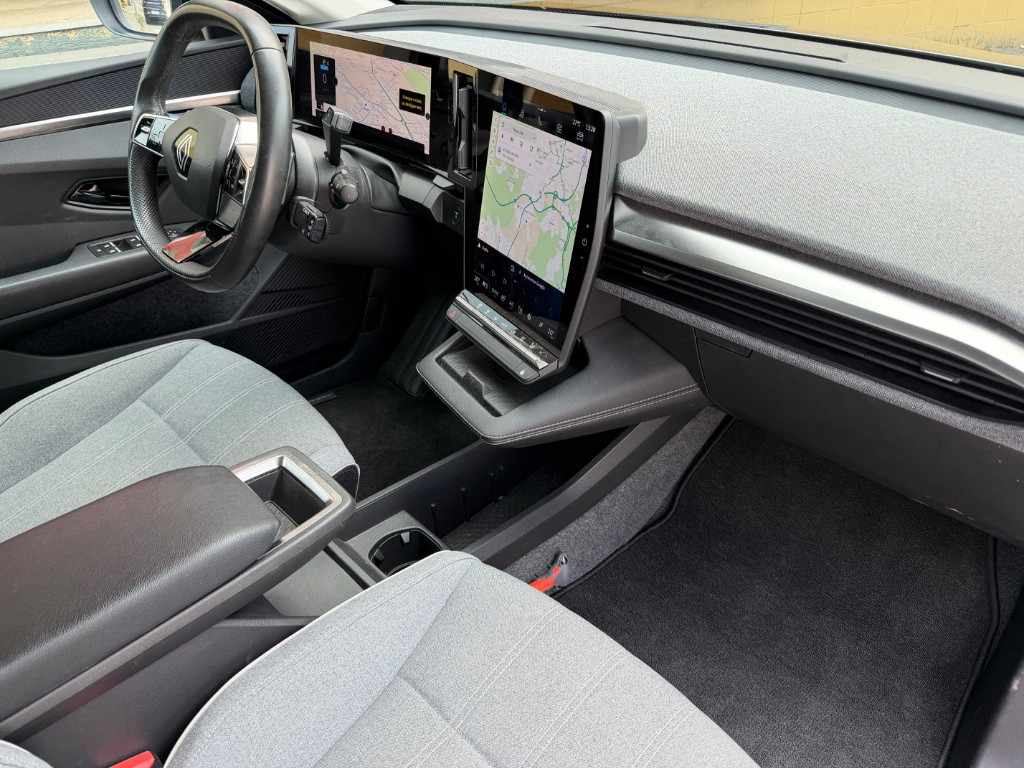 renault-megane-e-tech-2023-eletrico-0cc