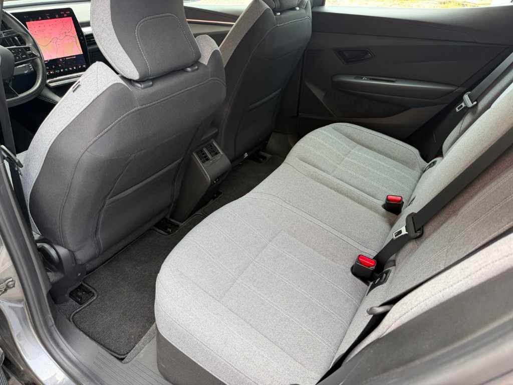 renault-megane-e-tech-2023-eletrico-0cc