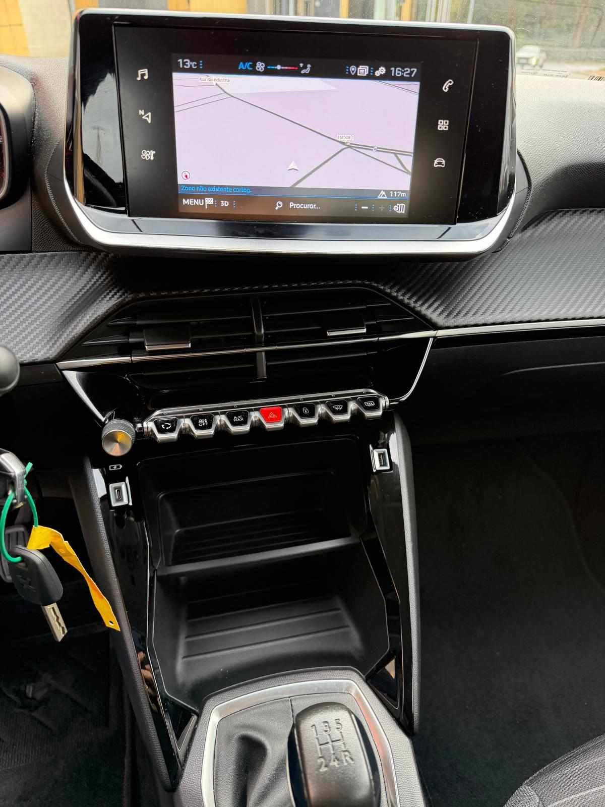 peugeot-208-2021-gasolina-1199cc
