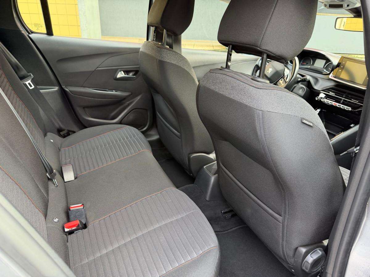 peugeot-208-2021-gasolina-1199cc
