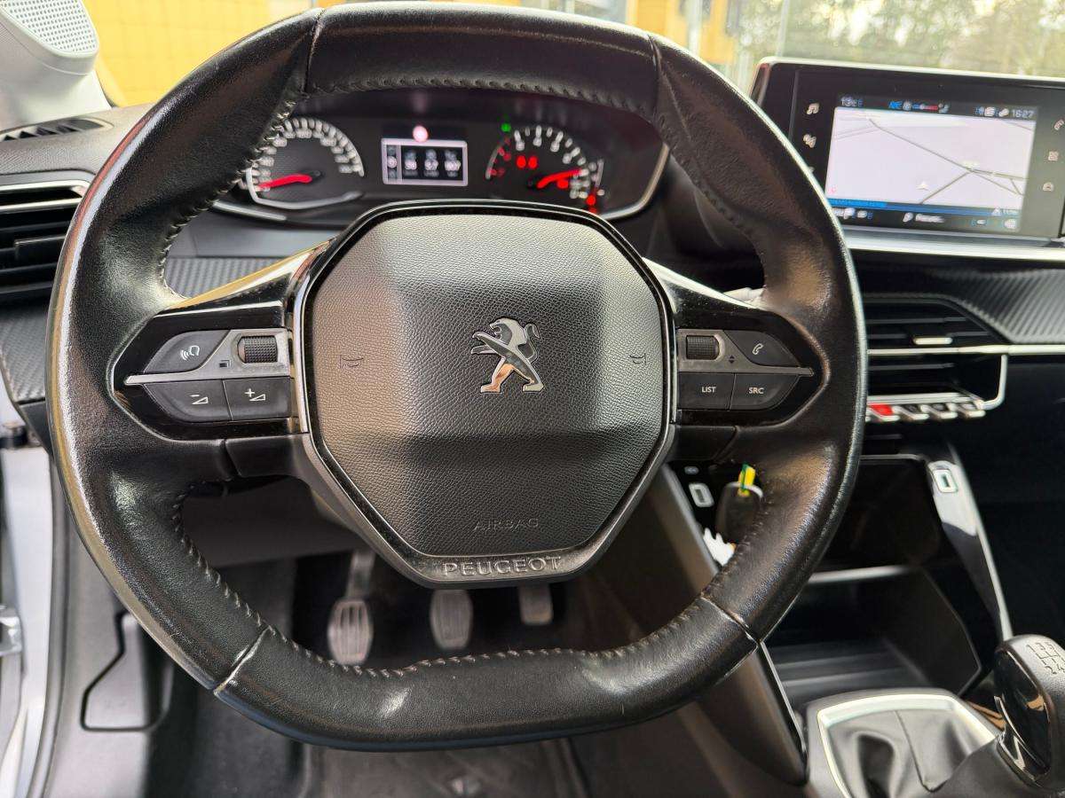 peugeot-208-2021-gasolina-1199cc