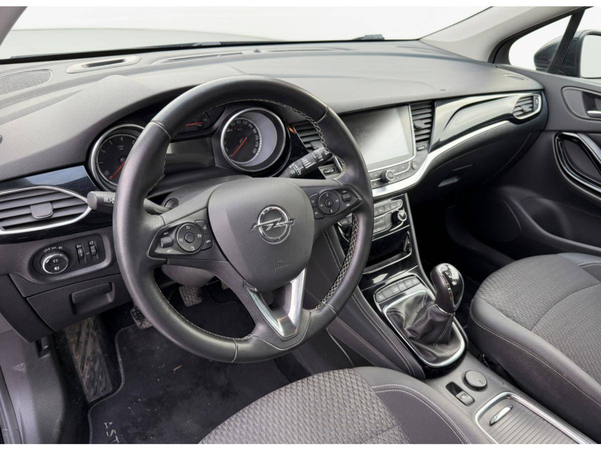 opel-astra-sport-tourer-2018-gasolina-999cc