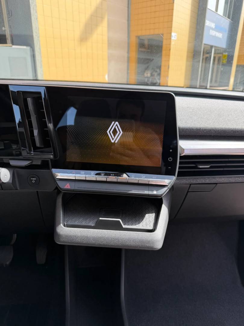 renault-megane-e-tech-2022-eletrico-0cc