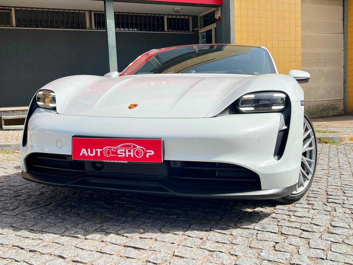 porsche-taycan-2023-eletrico-500cc